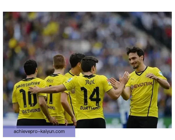 哈兰德助力多特蒙德迎战欧冠八强，状态回暖值得关注