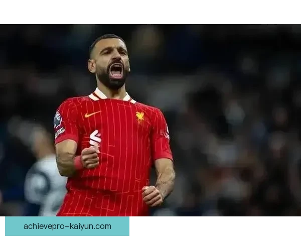 萨拉赫在世俱杯中的表现稳健，助力球队争夺重要荣誉。